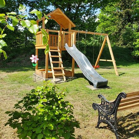 Familienfreundliche Ferienwohnung Soltau Εξωτερικό φωτογραφία